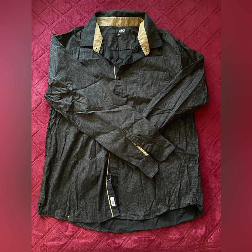 Men’s GBG long sleeve button down.